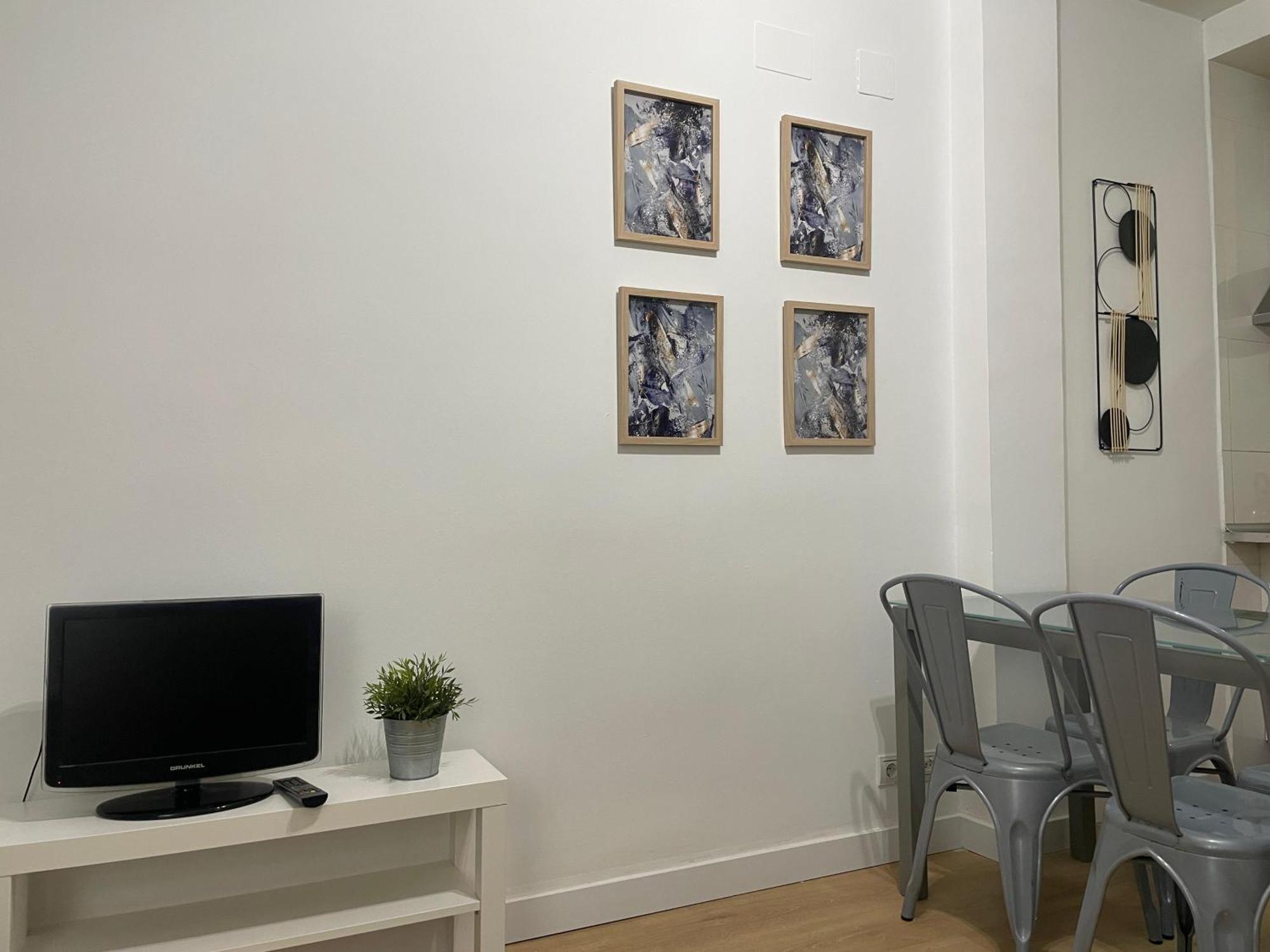 Apartmán Plaza Rio B Madrid Exteriér fotografie